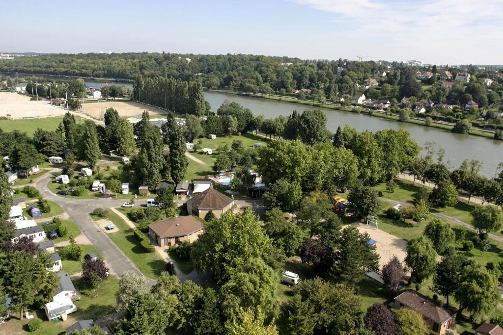 Camping La Belle Etoile Melun Exteriér fotografie